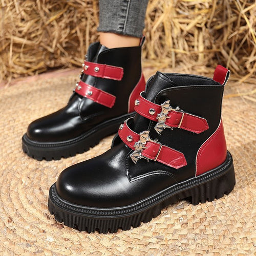 Ladies' boots with trendy buckles and robust profile Lune London