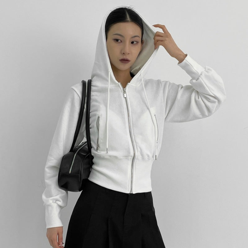 Ladies sporty zip hoodie with a fitted cut Chic & Stil