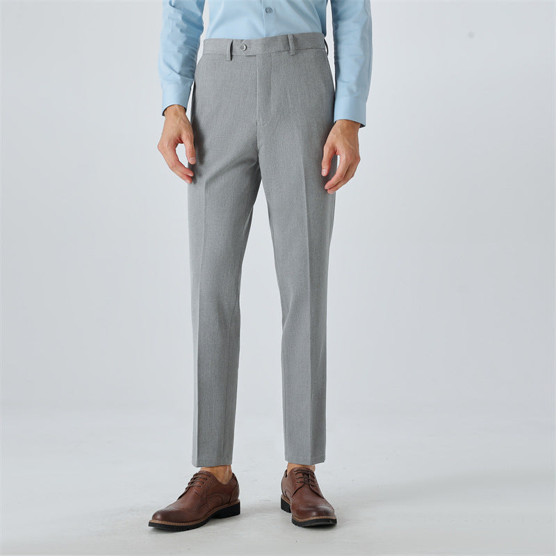 Elegant suit trousers for men with a slim fit and fine pattern Lune London