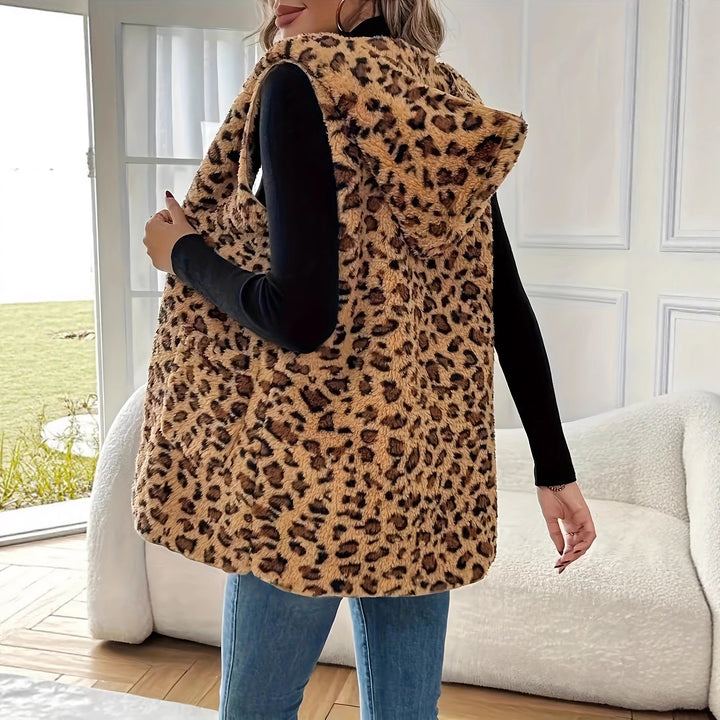 Ladies comfortable jacket with hood and leopard print Lune London