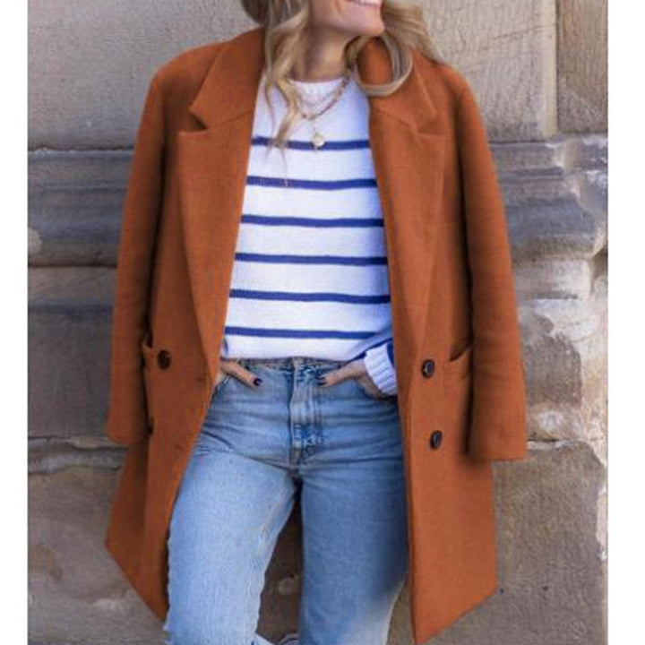 Ladies modern oversized coat with double-breasted buttons and elegant details Lune London