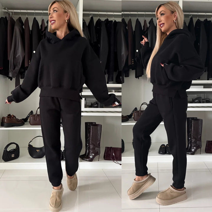 Women's Casual Loungewear Set with Hoodie and Jogging Pants Made Of Soft Fleece Lune London