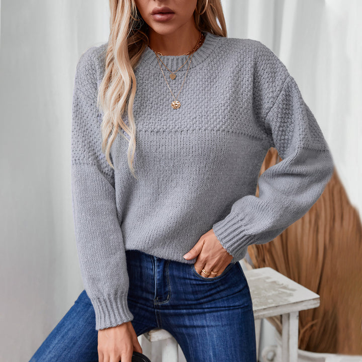 Trendy knit sweater for women with textured design and relaxed fit Lune London
