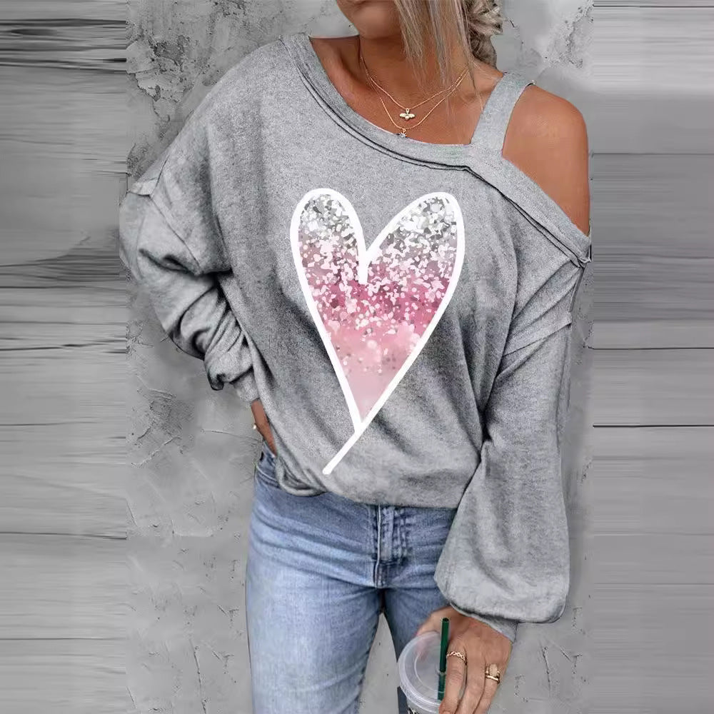 Oversized casual sweater for women with heart-shaped sequin design Lune London
