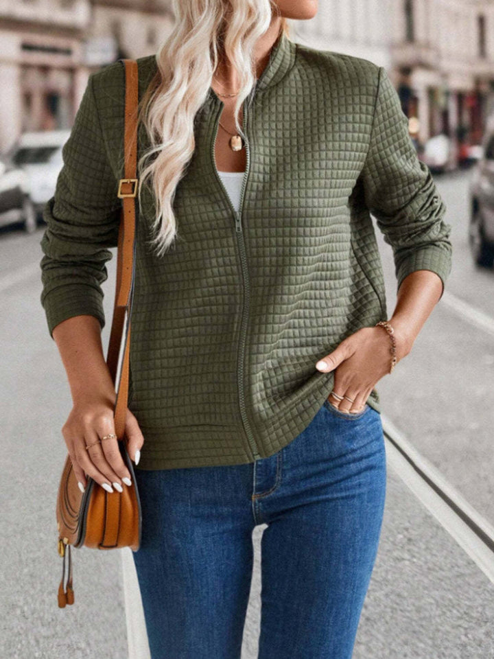 Ladies down jacket with modern zipper Lune London