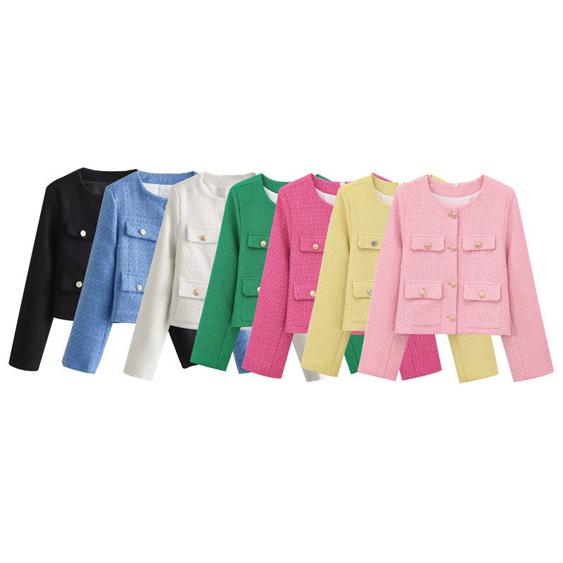 Veste courte tendance pour femmes avec boutons dorés et poches plaquées Lune London