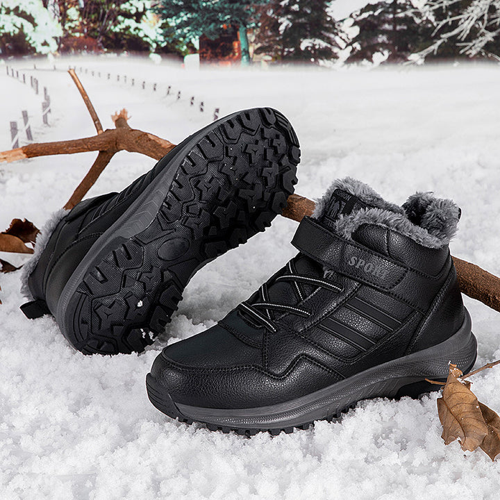 Women's winter hiking boots with non-slip sole and insulating lining Lune London