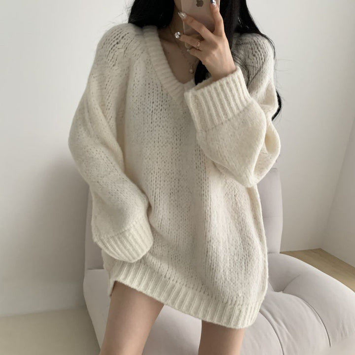 Oversized casual pullover for women with deep V-neck and soft knit fabric Lune London