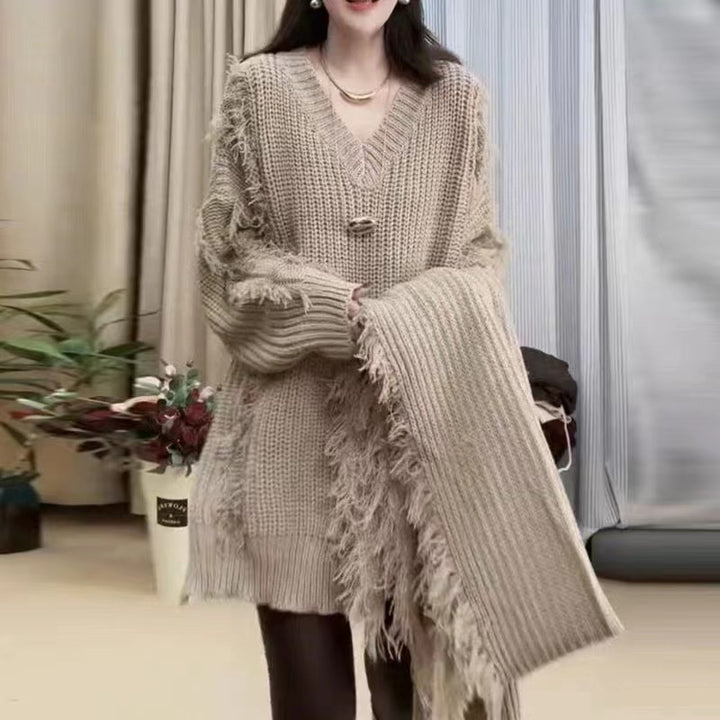 Pull en tricot épais pour femmes avec bords effilochés et décolleté en V Chic & Stil