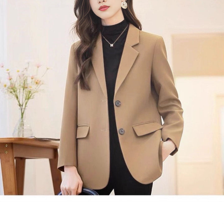 Blazer élégant pour femmes avec coupe structurée et détails intemporels Chic & Stil