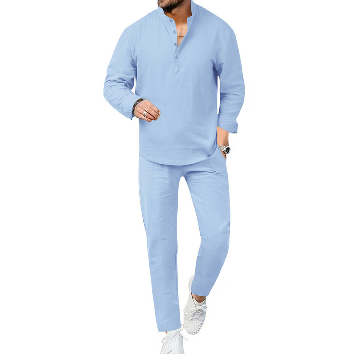 Modern leisure suit for men with an innovative boutonnière design and breathable features Lune London