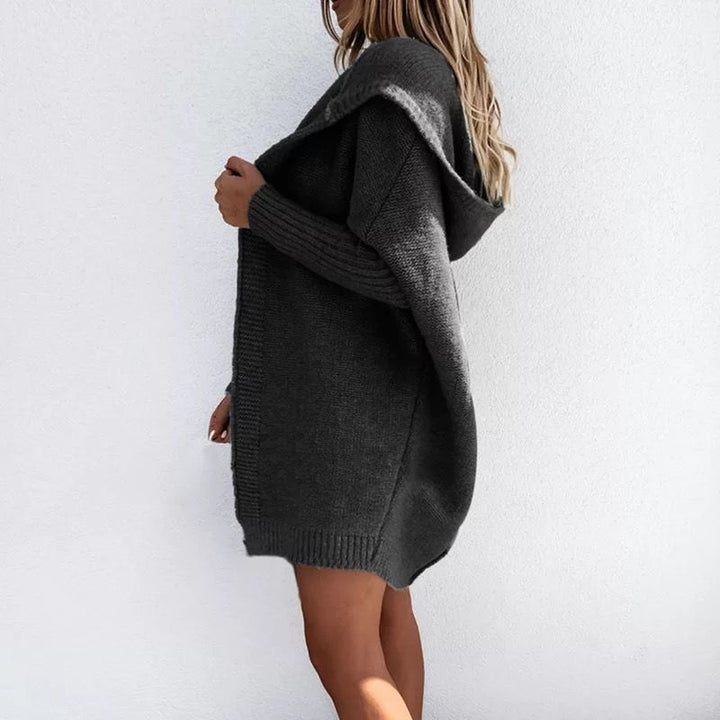 Knitted tank top for women with hood and relaxed fit Lune London