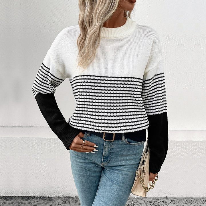 Knitted sweater for women with a modern pattern and a relaxed fit Lune London