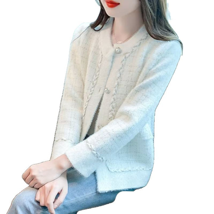 Veste bouclée élégante pour femmes avec de fins détails de boutons Chic & Stil