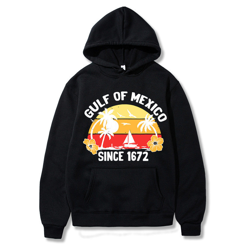Women's hoodie with creative beach motif and high-quality fabric Chic & Stil