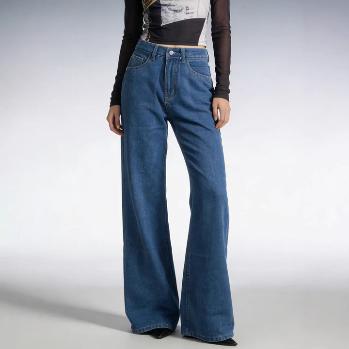 Women wide denim pants with vintage wash and high-waisted waistband Lune London