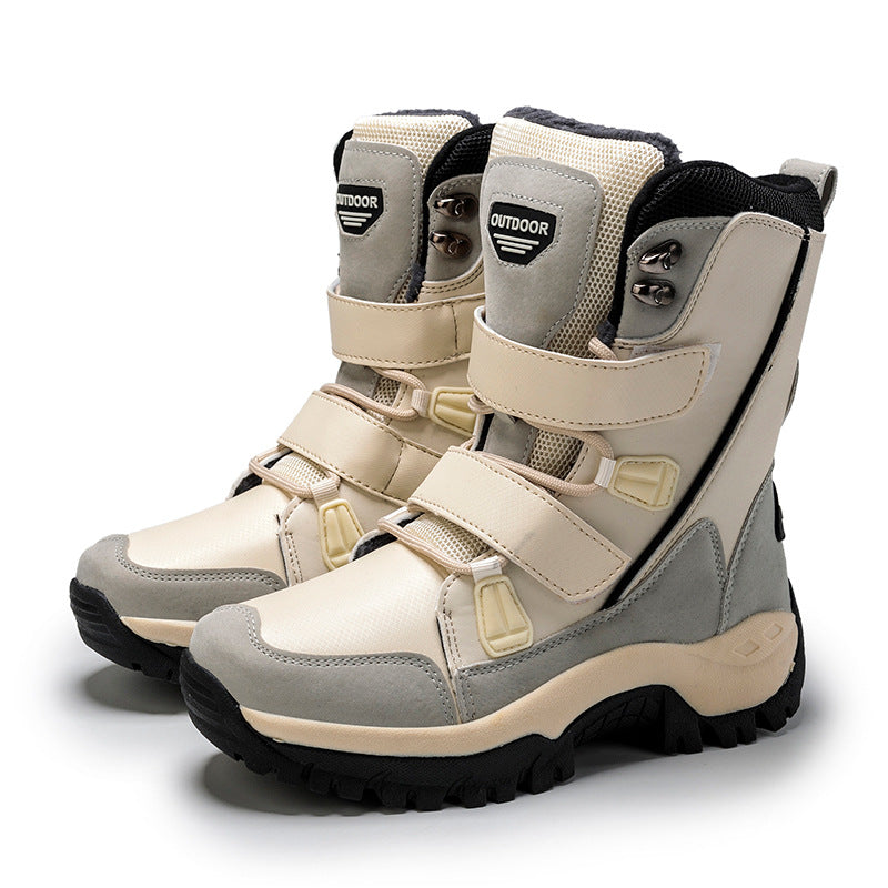 Multifunctional winter boots for women with non-slip sole and insulating inner lining Lune London