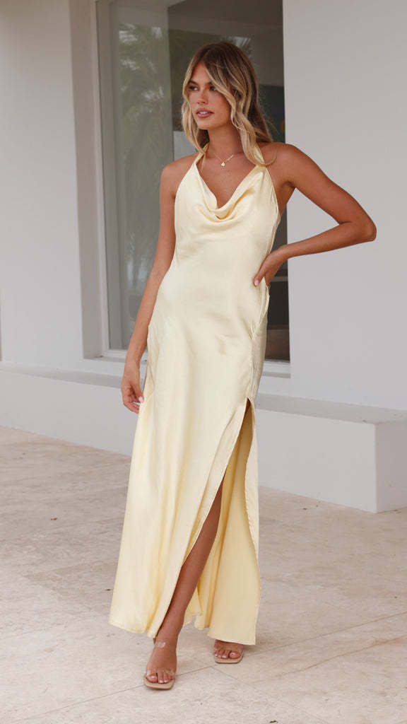 Elegant satin maxi dress for women with deeper neckline and side slit Chic & Stil