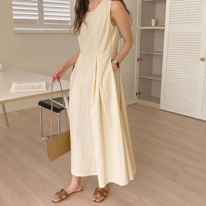 Classic A-line maxi dress for women Lune London