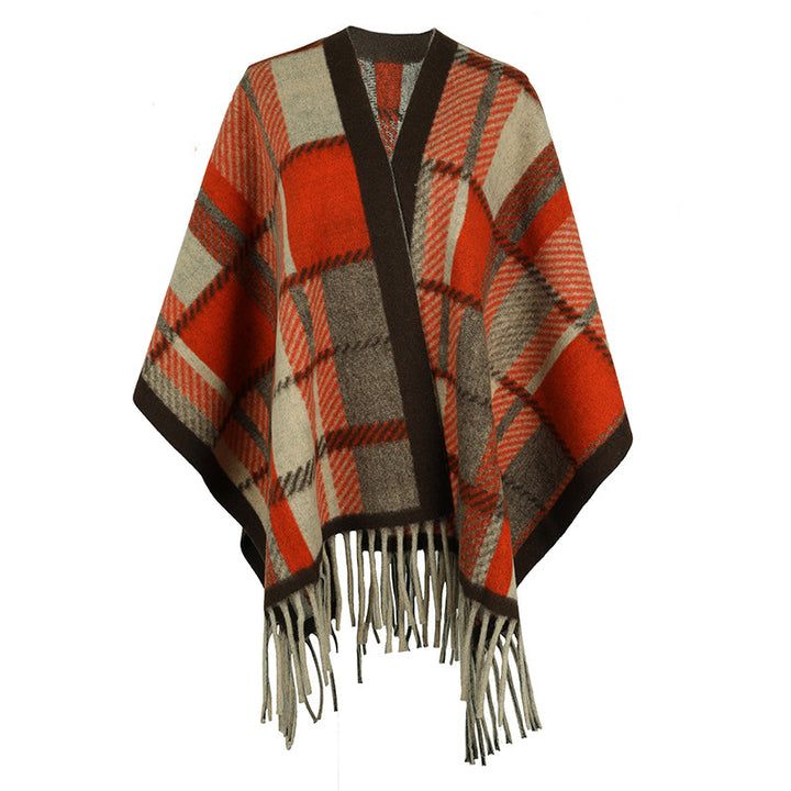 Elegant poncho for women with modern check pattern and fringes Lune London