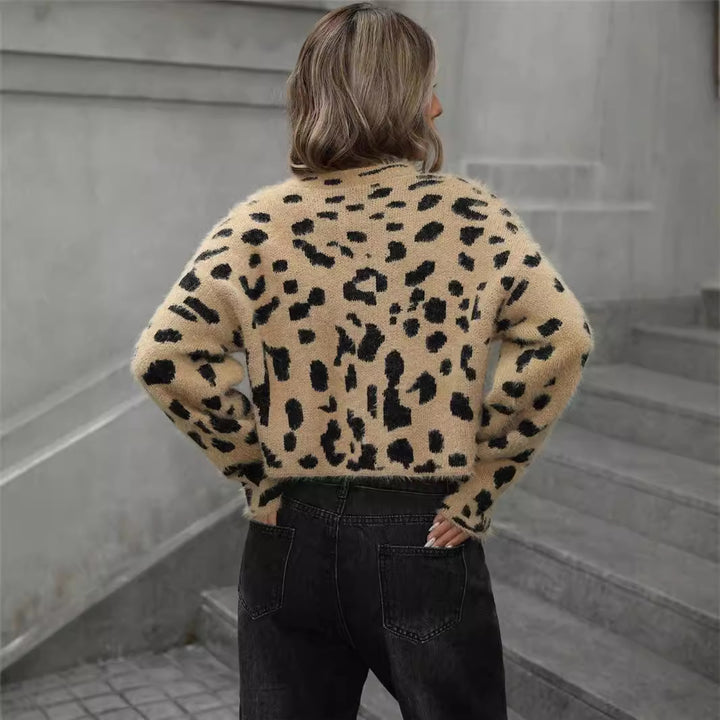 Ladies Soft Wool Sweater in Leopard Lune London