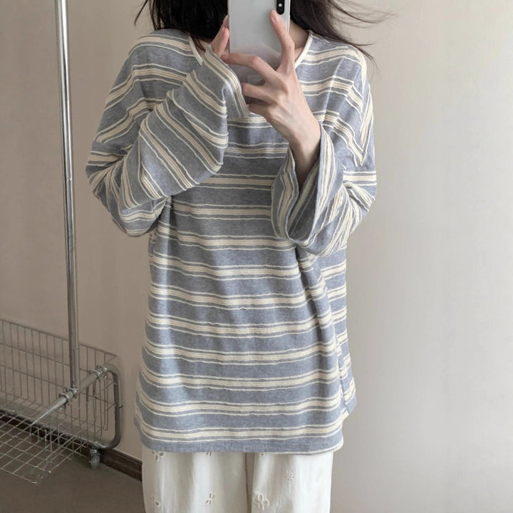 Women's casual long sleeve shirt with elegant layered look Chic & Stil