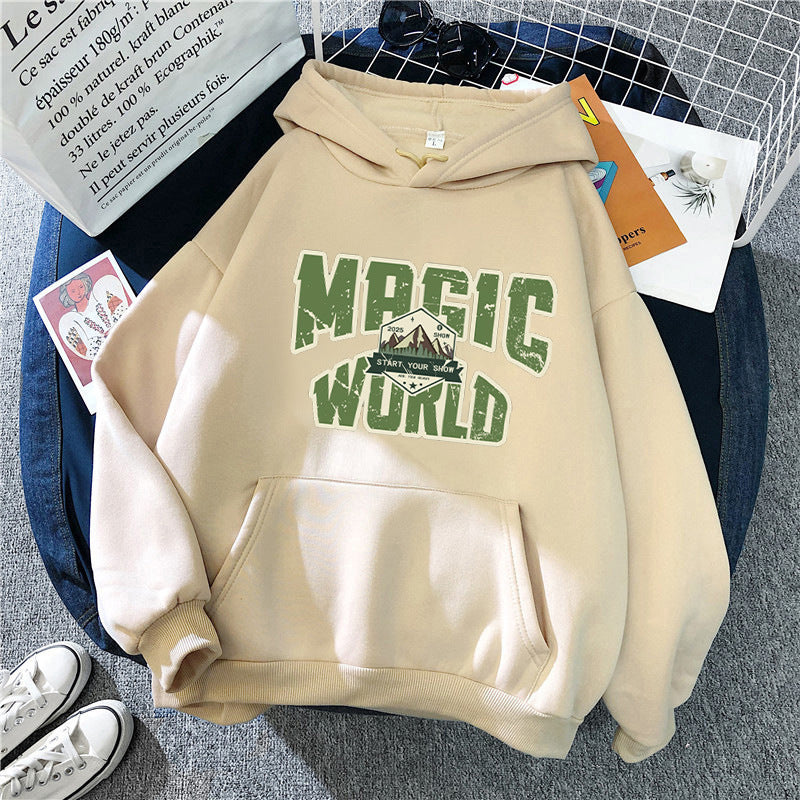 Women’s hoodie with modern graphic print Chic & Stil