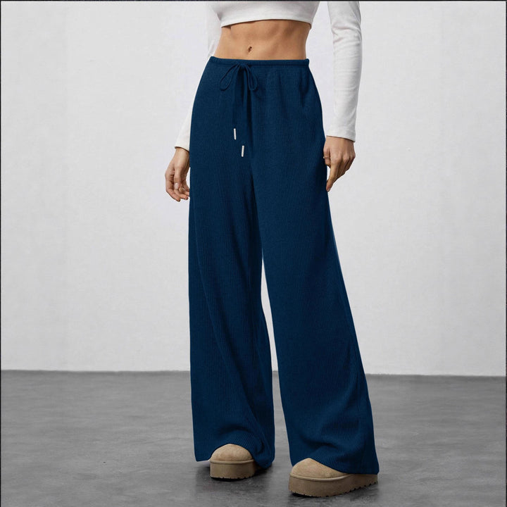 Wide-leg knitted trousers for women with elastic waistband and drawstring Lune London