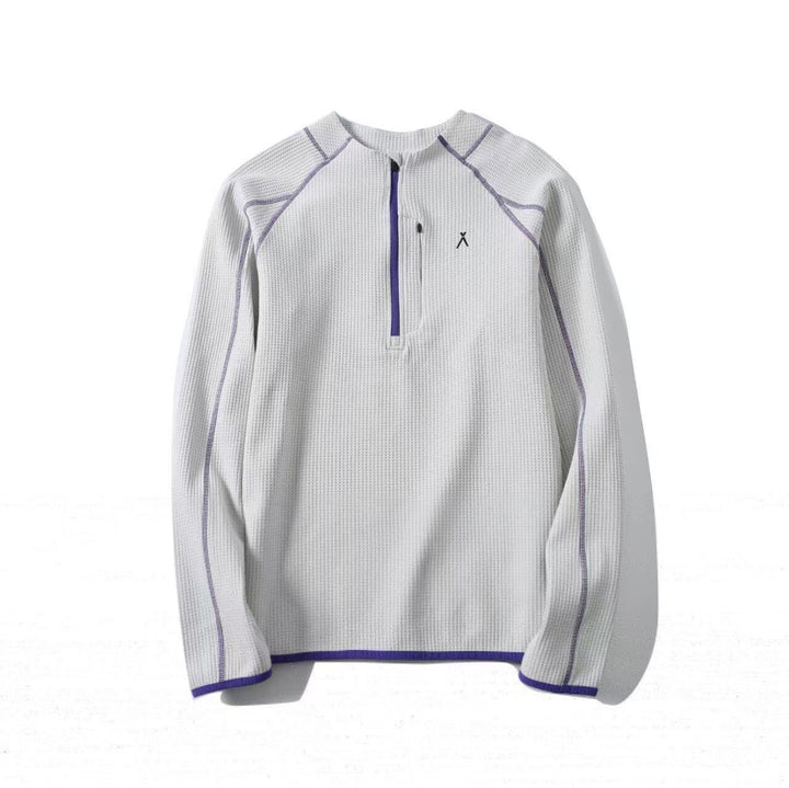 Haut à capuche fonctionnel pour femmes avec design de fermeture éclair innovant Chic & Stil
