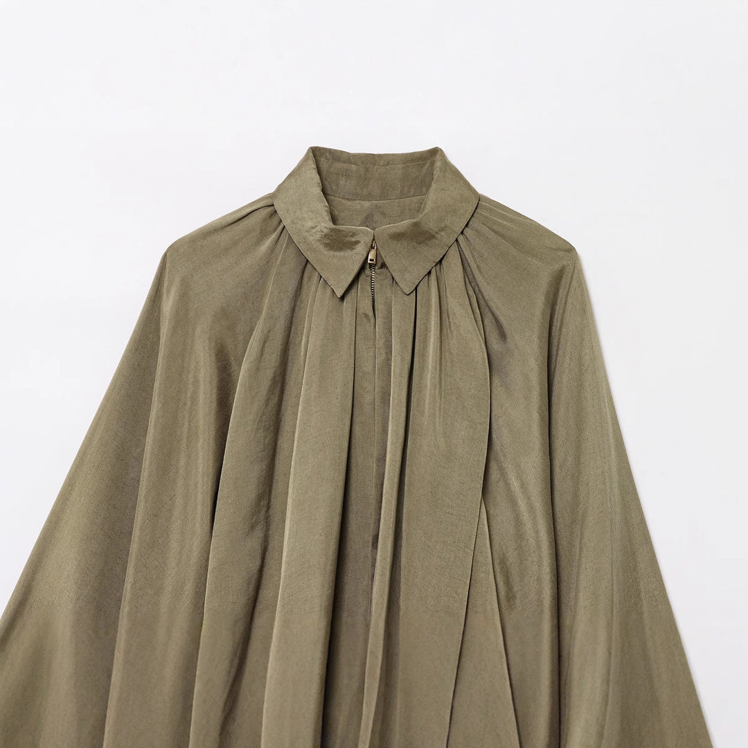 Blouse plissée pour femmes avec col montant élégant Chic & Stil