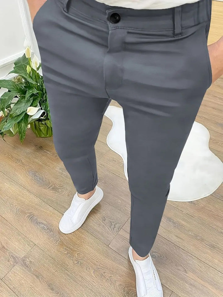 Trendy slim-fit pants for men with elastic waistband and practical pockets Lune London