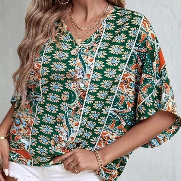 Ladies lightweight loose top with floral pattern and V-neck Lune London