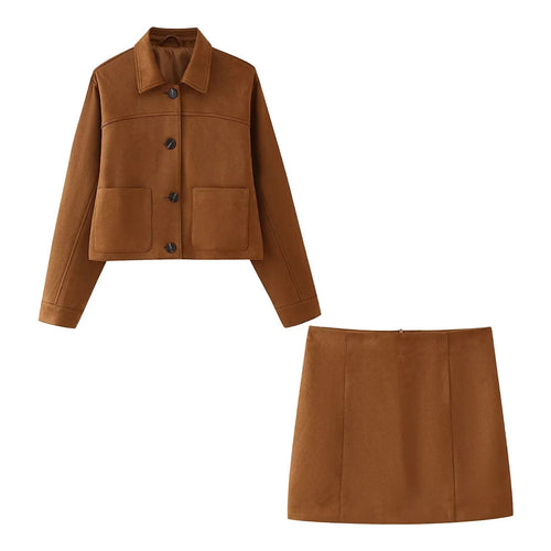 Trendy suede jacket for women with practical pockets and elegant details Lune London