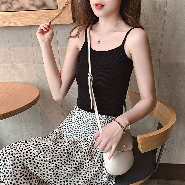 Top en rib avec bretelles spaghetti et coupe ajustée Chic & Stil