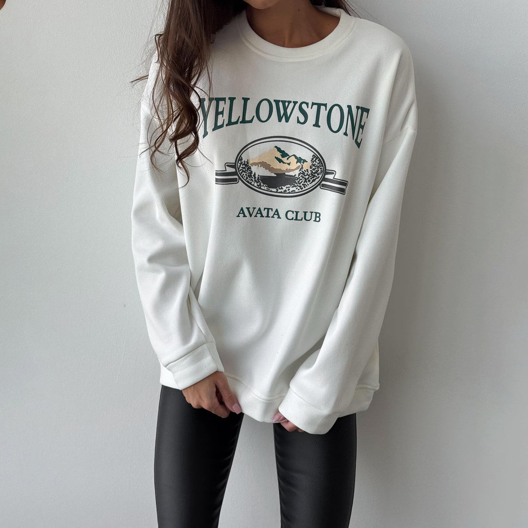 Casual sweater for women with creative mountain pattern and comfortable fit Lune London