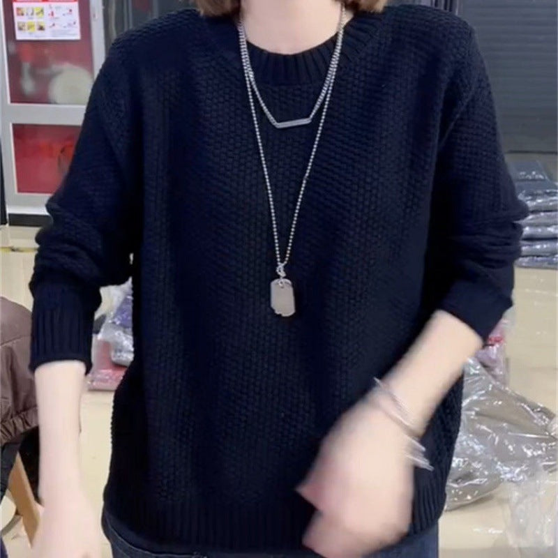 Casual knitted pullover for women with a textured surface and a loose fit Lune London