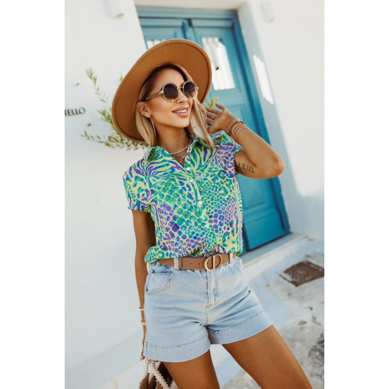 Women Short Sleeve Shirt with Bright Print and Button Placket Lune London