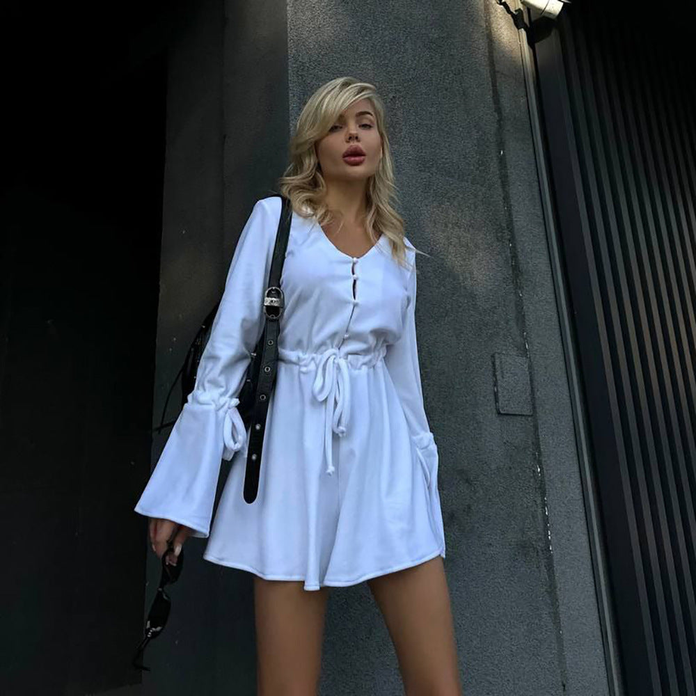 Enchanting wrap dress for women with voluminous sleeves and a belt at the waist Lune London