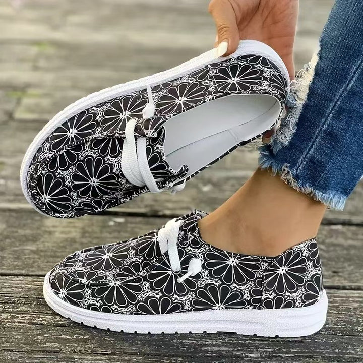 Leisure sneakers for women Designer with floral pattern and comfortable sole Lune London