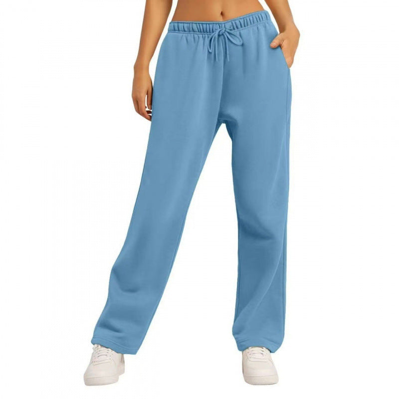 Women's sweatpants with comfortable fit and elastic waistband Lune London