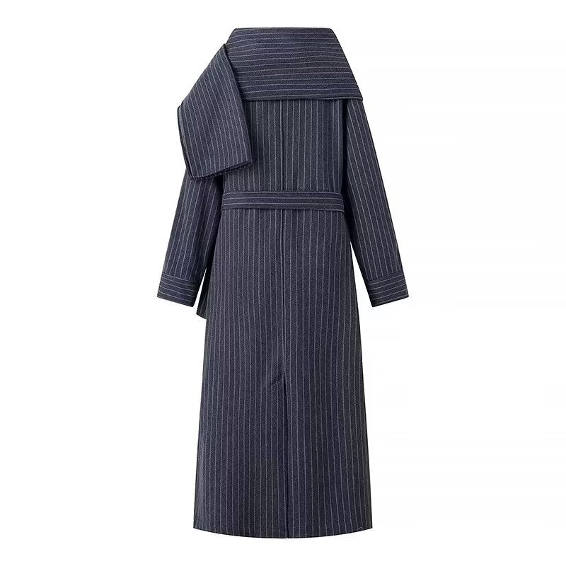 Elegant coat for ladies with wide neckline and tie belt Lune London