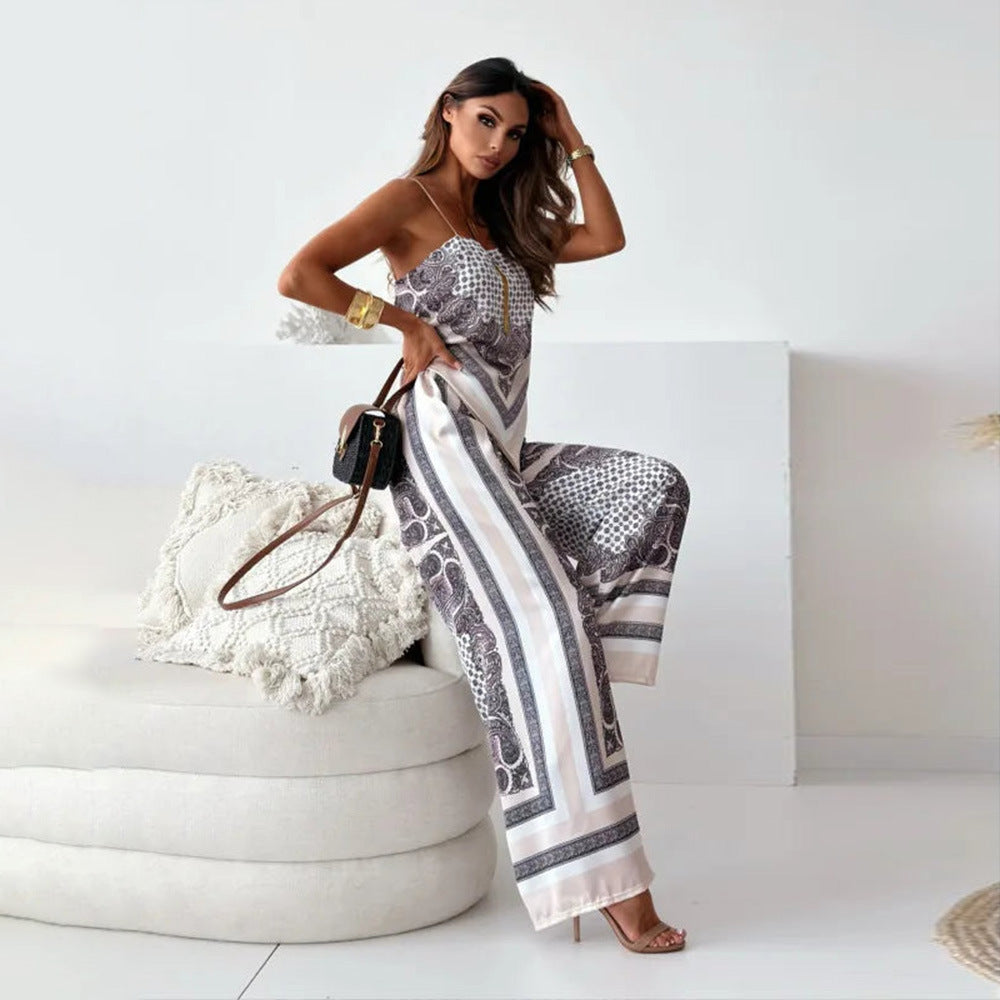 Ladies jumpsuit with wide legs and elegant pattern Lune London