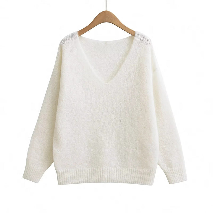 Oversized V-neck sweater for women in soft knit Lune London