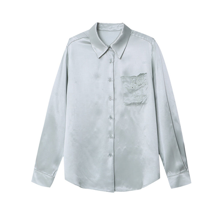 Women casual blouse with fine texture and fashionable cut Chic & Stil