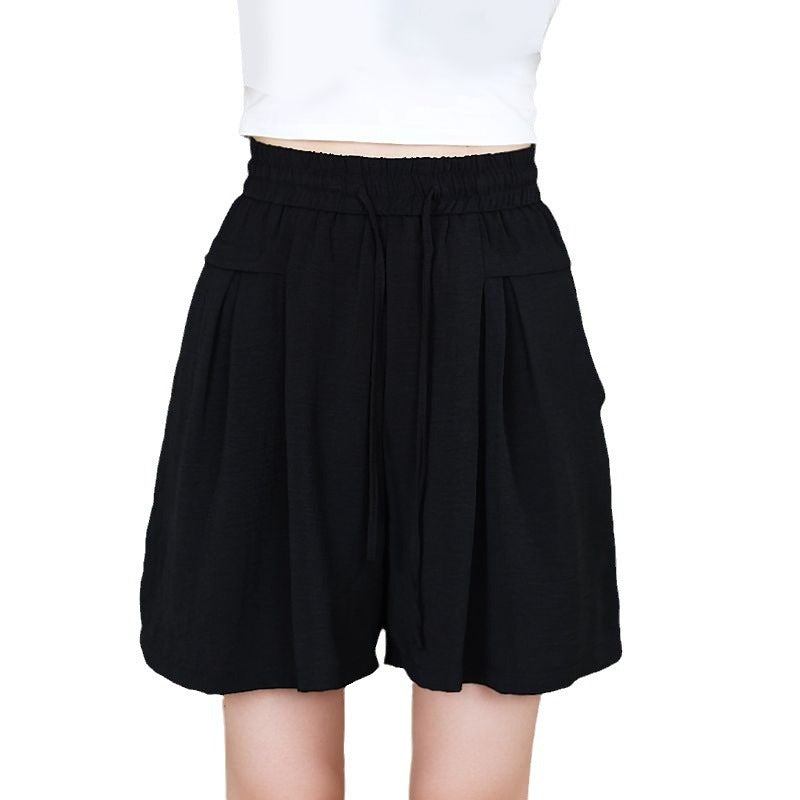 Women's short leisure pants with elastic waistband and practical side pockets Lune London