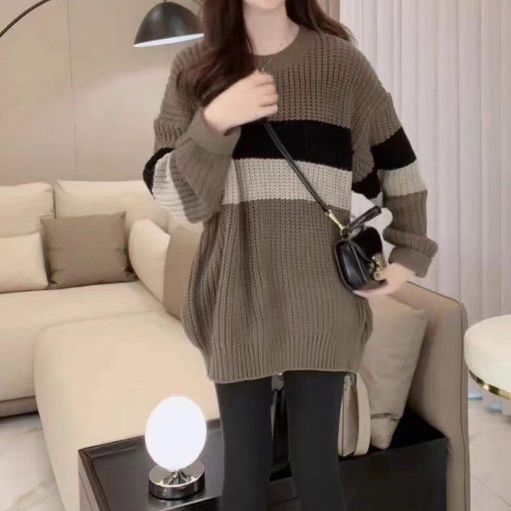 Casual knit sweater for women with modern block design in oversized fit Lune London