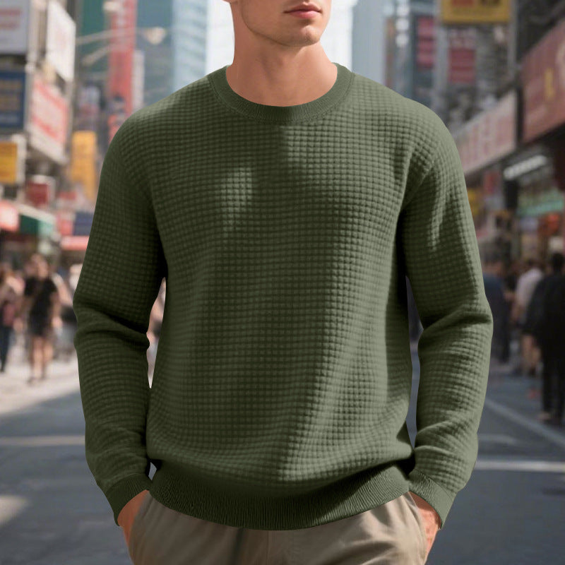 Elegant structured knit sweater for men with a round neck and comfortable feel. Chic and style