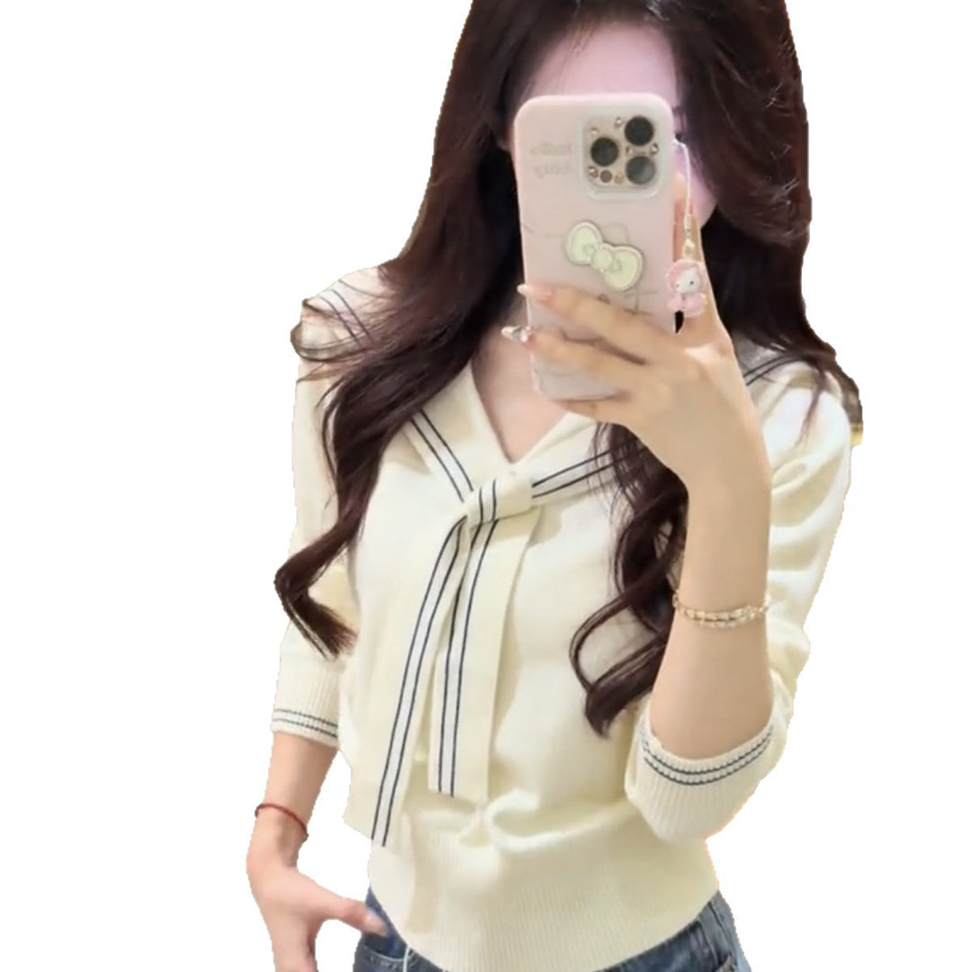 Sweater femme avec col nœud élégant et tricot fin Chic & Stil