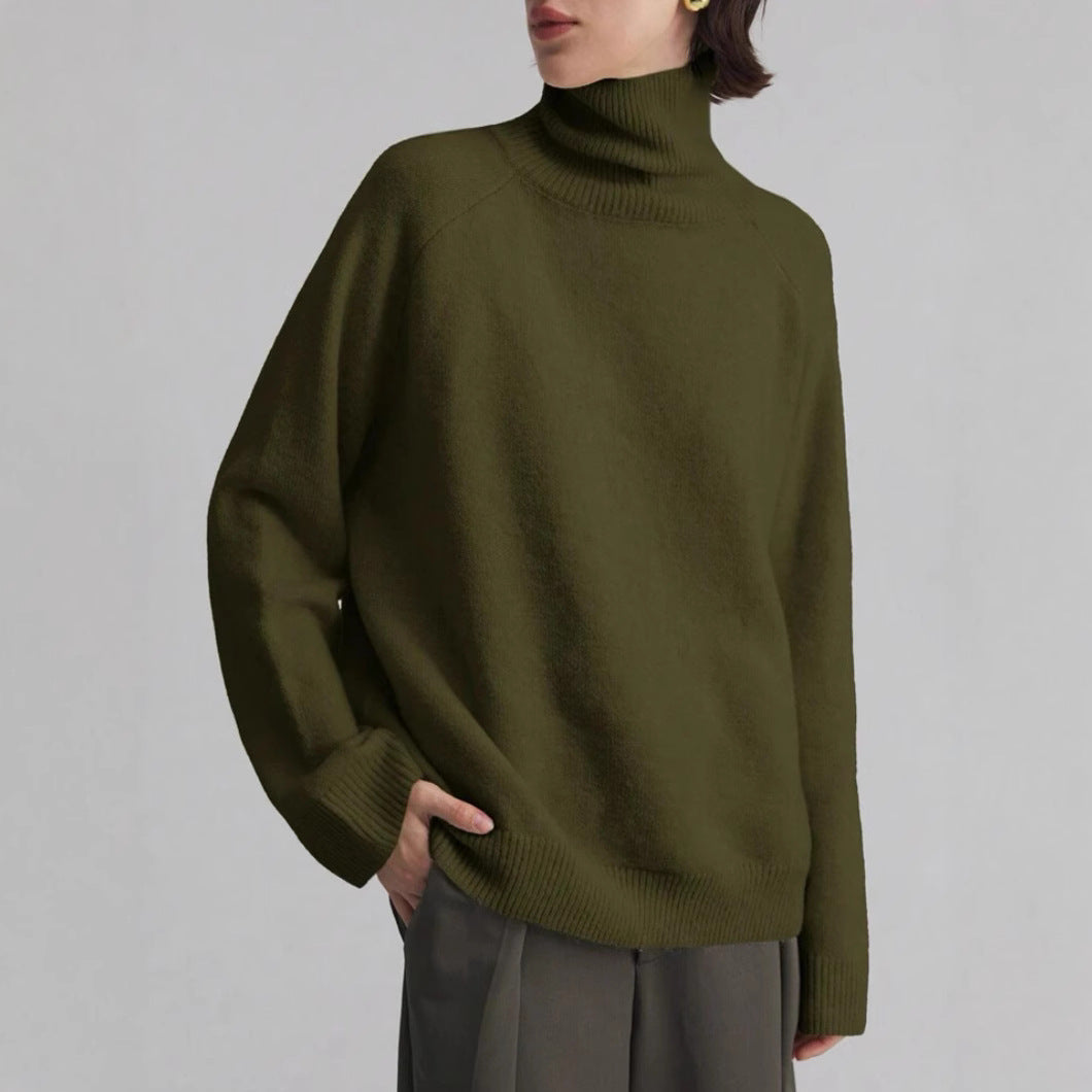 Women's oversized turtleneck sweater with fine texture Chic and Style