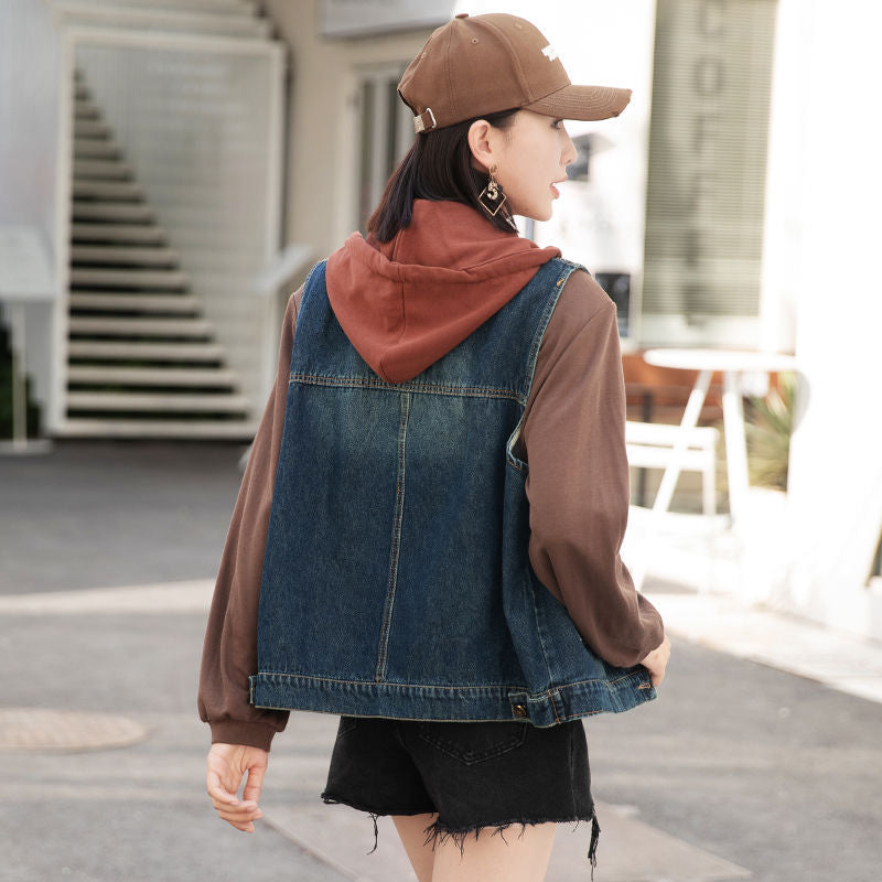 Gilet en denim pour femmes avec capuche Chic & Stil